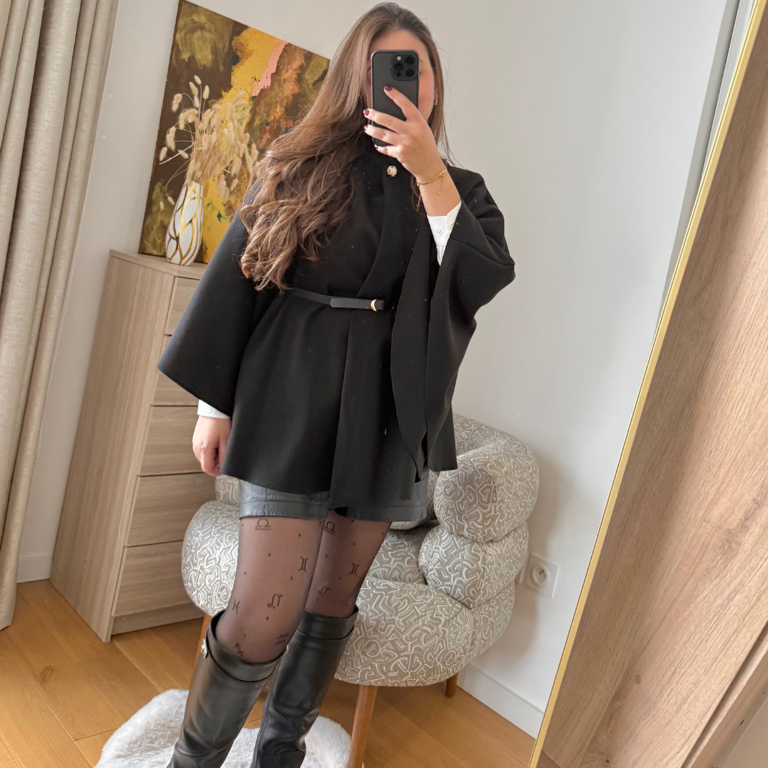 Cape Elégance Ceinture Noire